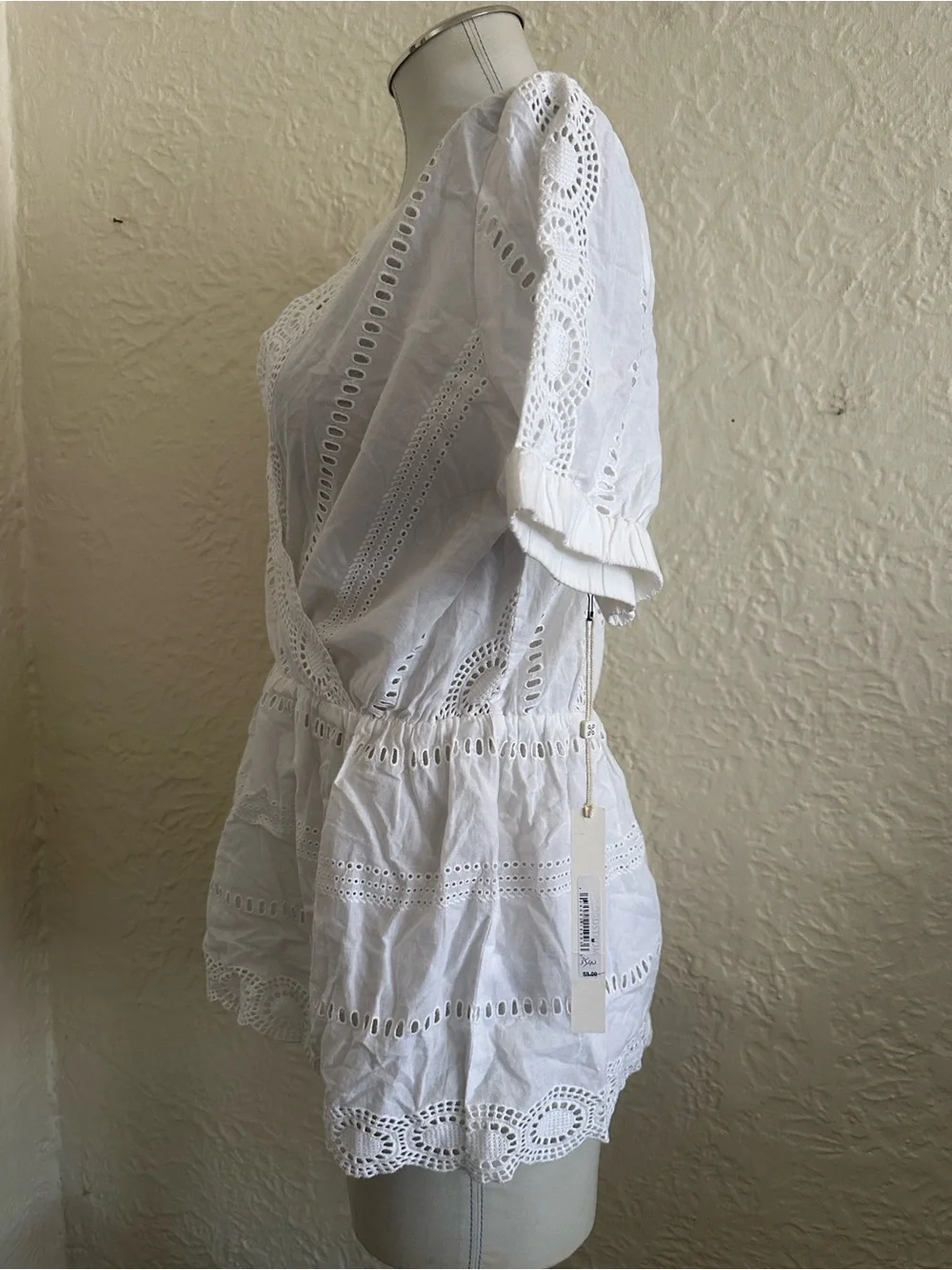 Nordstrom Caslon White Eyelet Embroidered Scalloped Hem Empire Waist Top NWT M - Picture 2 of 6